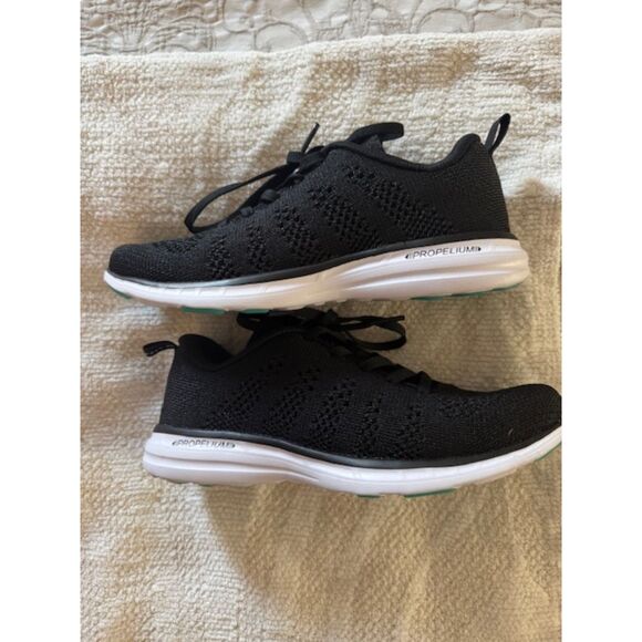 APL Technoloom Pro Black sneakers, size 6 - Picture 4 of 7